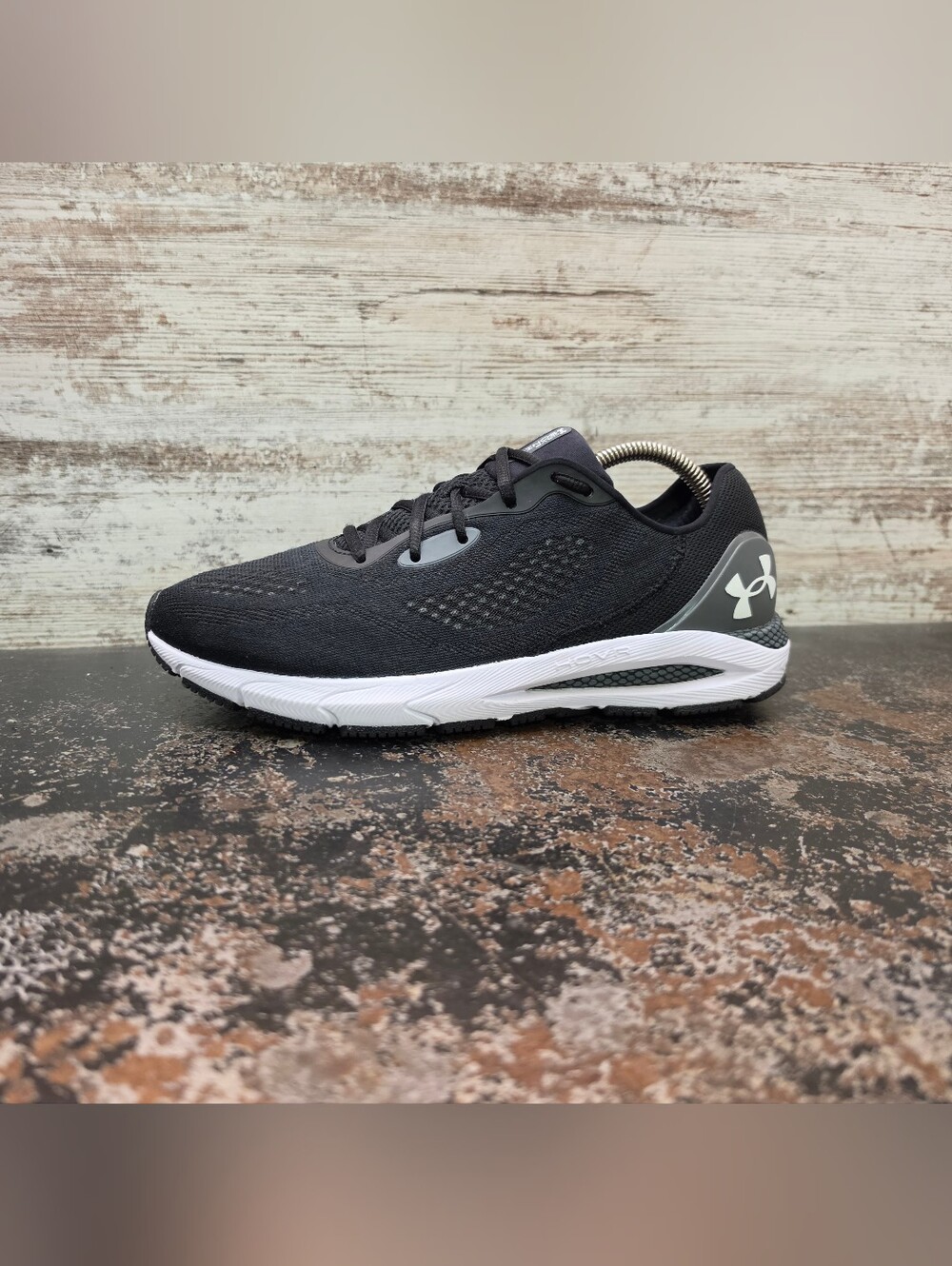 Under Armour HOVR Sonic 5 Running Shoes Sz 9.5 Used VGC Bluetooth 3024898 001
